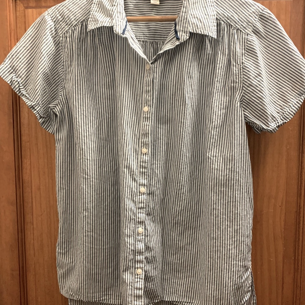 Striped Short Sleeve shirt